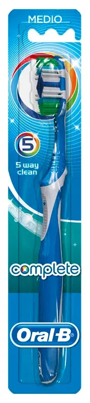 Procter & Gamble Oralb Complete 5 In 1 Spazzolino Medio Testina 40 Mm