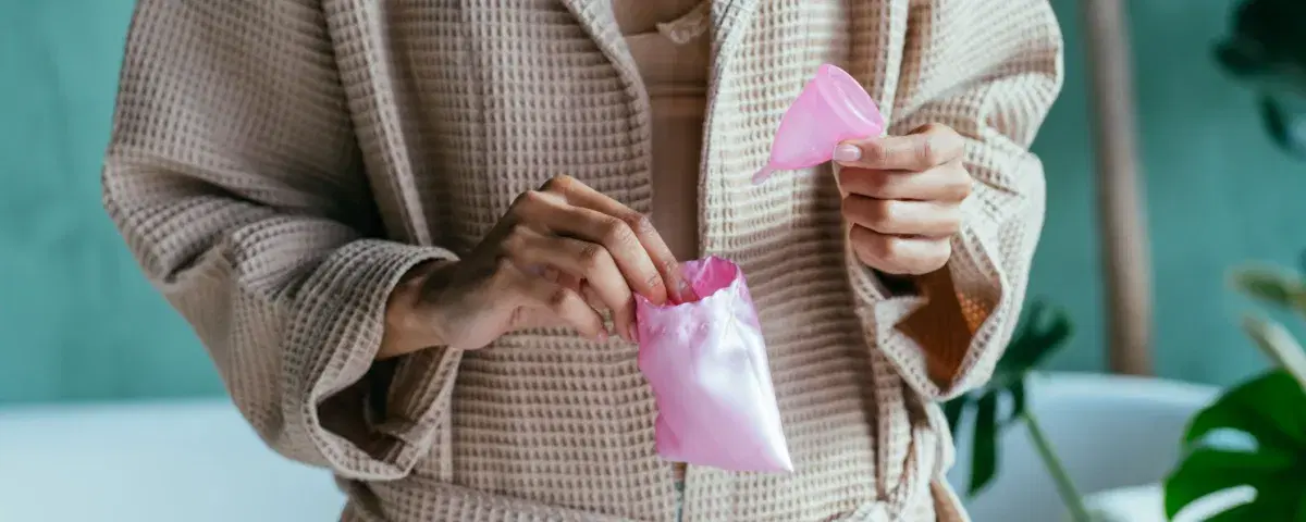 Come si usa la coppetta mestruale e quale scegliere per il tuo comfort
