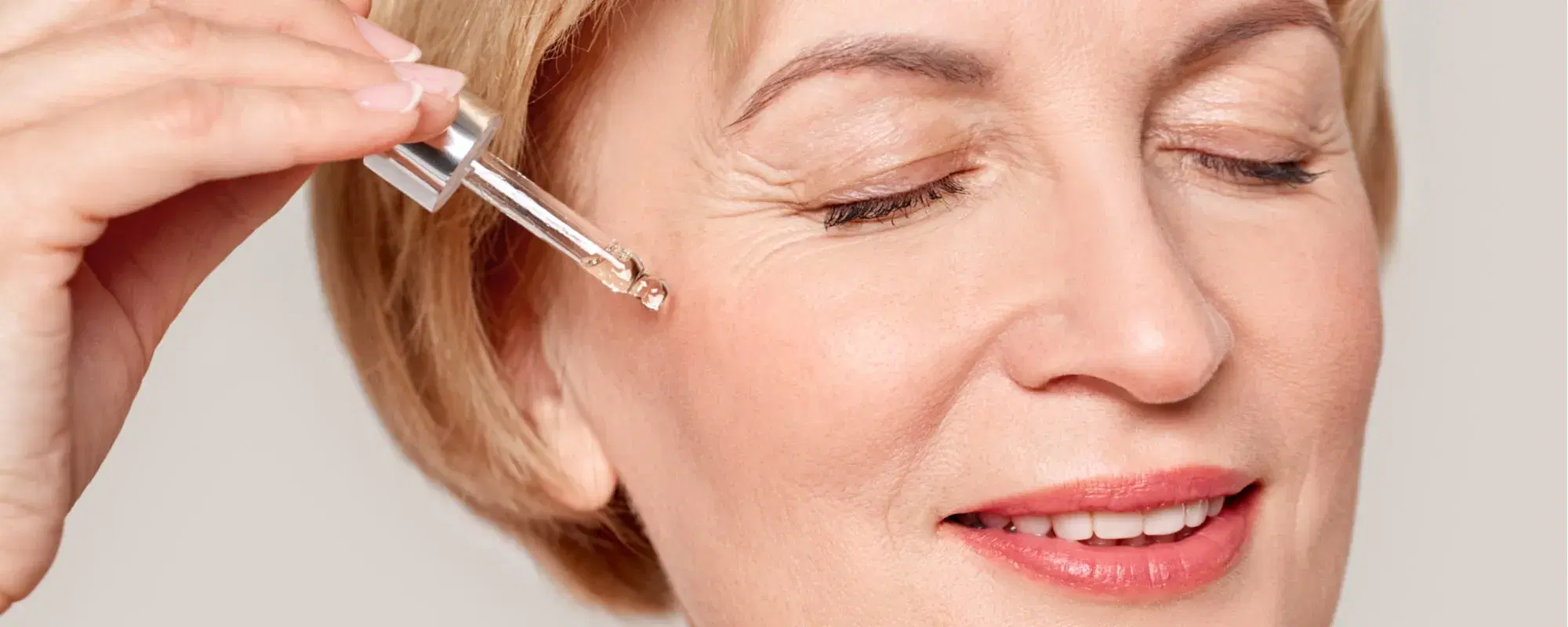 Come scegliere i migliori sieri per viso all'acido ialuronico