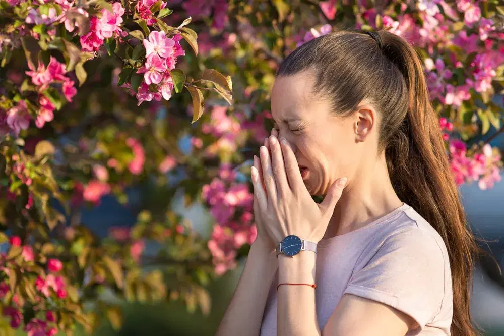 Prurito al naso durante la primavera? Ecco perché