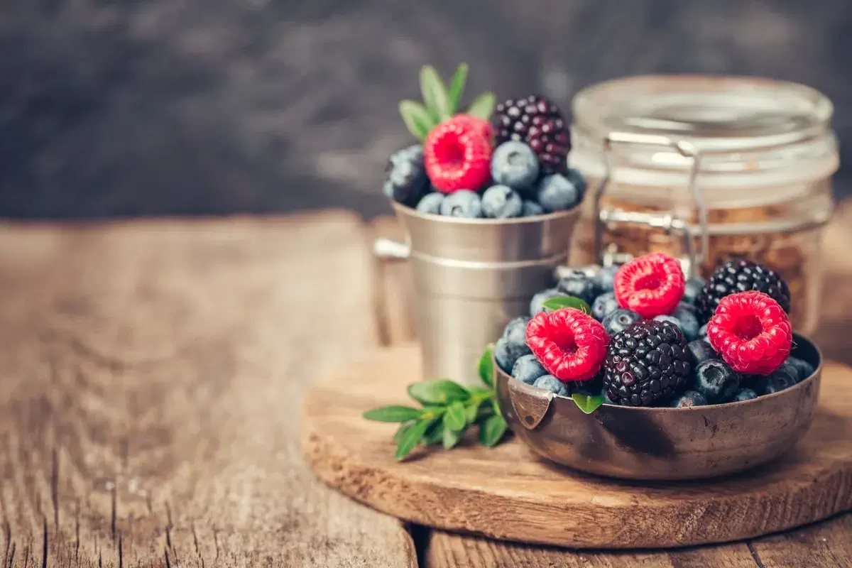 SOS freddo: le proprietĂ dei frutti di bosco che non conosci