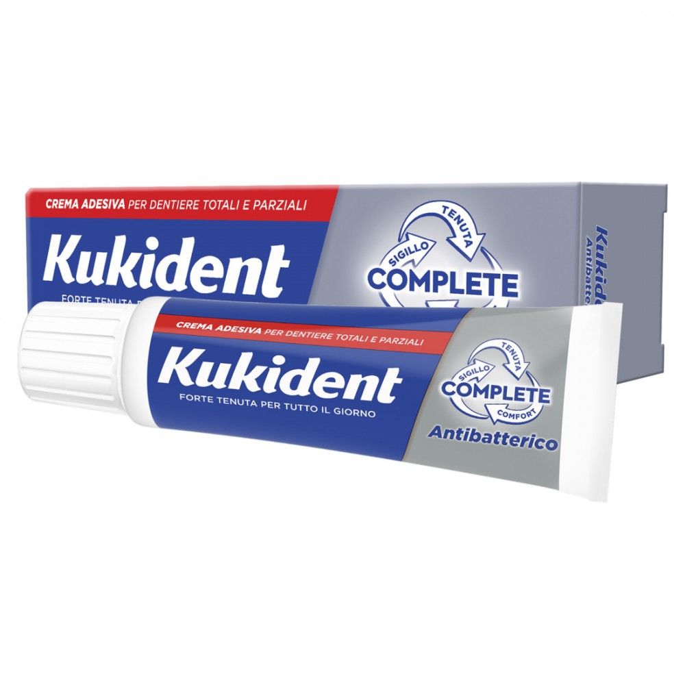 Kukident Complete Antibatterico Crema Adesiva Per Dentiere Totali o Parziali 47g