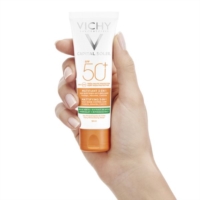 Vichy Capital Soleil Spf50  Trattamento Opacizzante 3 in 1 Effetto Mat 50 ml