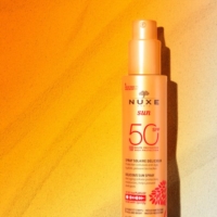Nuxe Sun Spray Fondant Haute Protection Spray Solare Viso e Corpo Spf50 150 ml