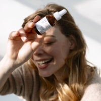 Laboratoires Svr Ampoule Protect Siero Concentrato Antirughe e Macchie Spf30 30ml