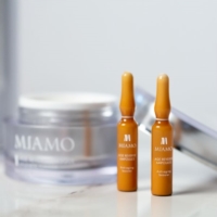 Miamo Age Reverse Ampoules Siero Viso ad Azione Antirughe 10 Fiale da 2 ml