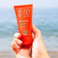 Laboratoires Svr Sun Secure Blur Crema Mousse Viso Effetto Levigante SPF50 50 ml