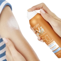 Vichy Capital Soleil Bambini SPF50  Spray Anti Sabbia Ultra Protettivo 200 ml